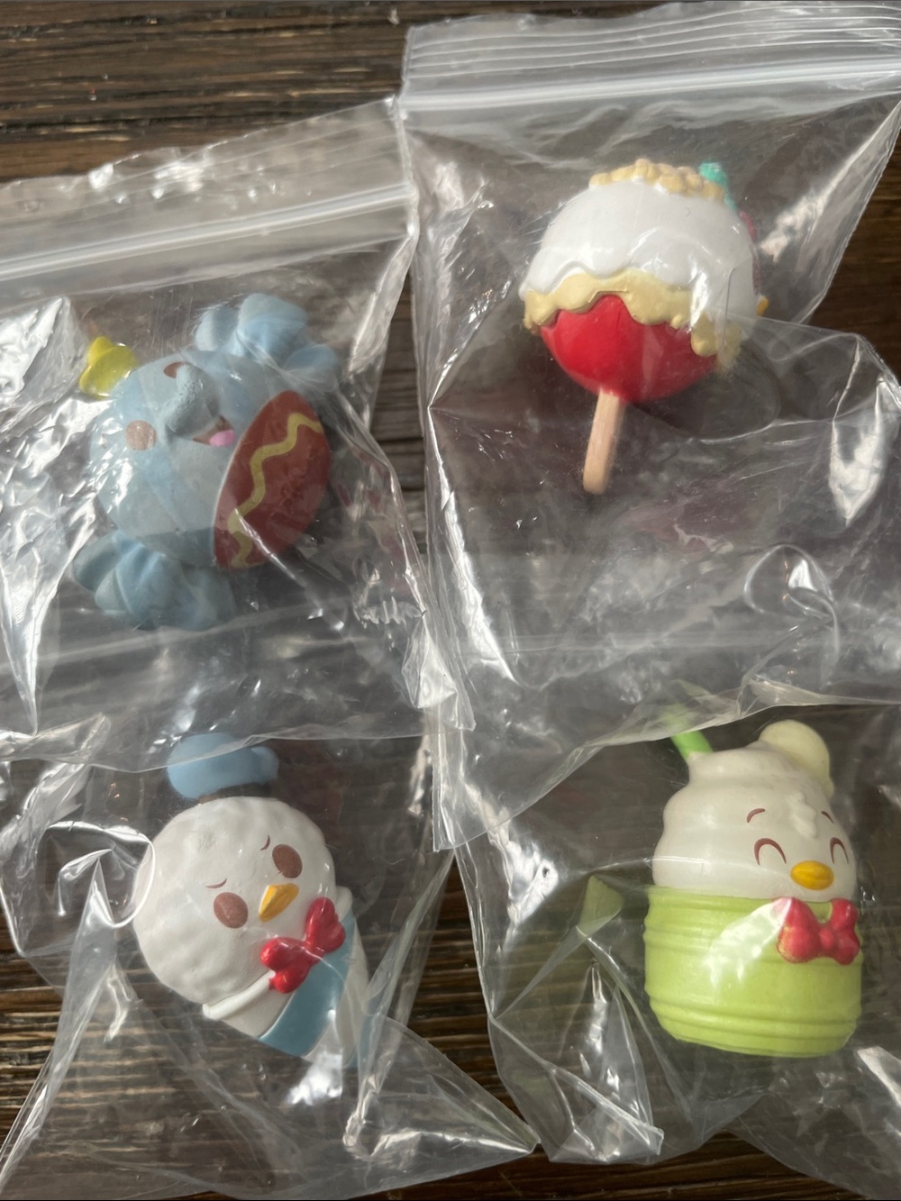 Disney Munchlings Assorted Cute Mini Figure Lot - Dumbo, Daisy and Donald
